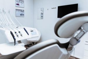 Read more about the article רופא שיניים חירום – איך בוחרים רופא שיניים חירום בצורה טובה
