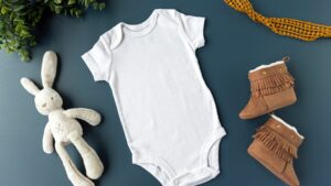 Read more about the article למה חשוב לבחור בגד גוף לתינוק שעשוי מחומר טבעי ובריא?